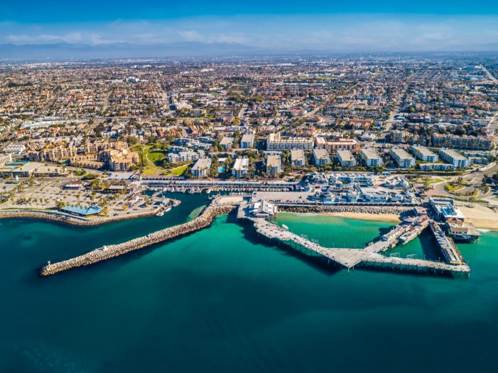 Redondo,Beach,,,California,Pier,As,Seen,From,The,Pacific