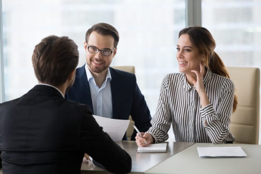 Smiling,Diverse,Hr,Managers,Satisfied,About,Male,Job,Employee,,Have